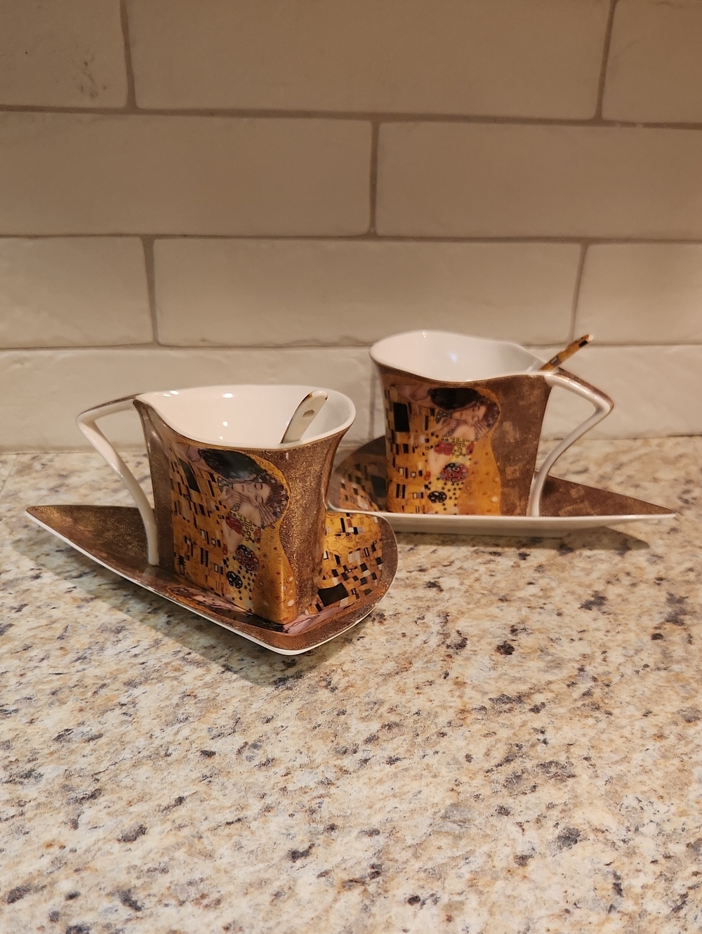 Atelier Harmony Porcelain Tea Cup And Saucer Sets 2